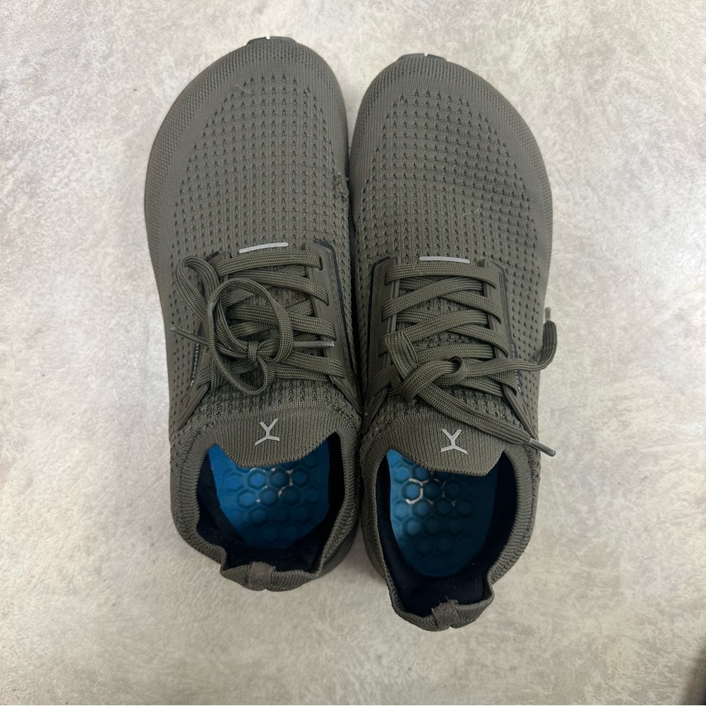 Men's Olive Green Athletic Shoes